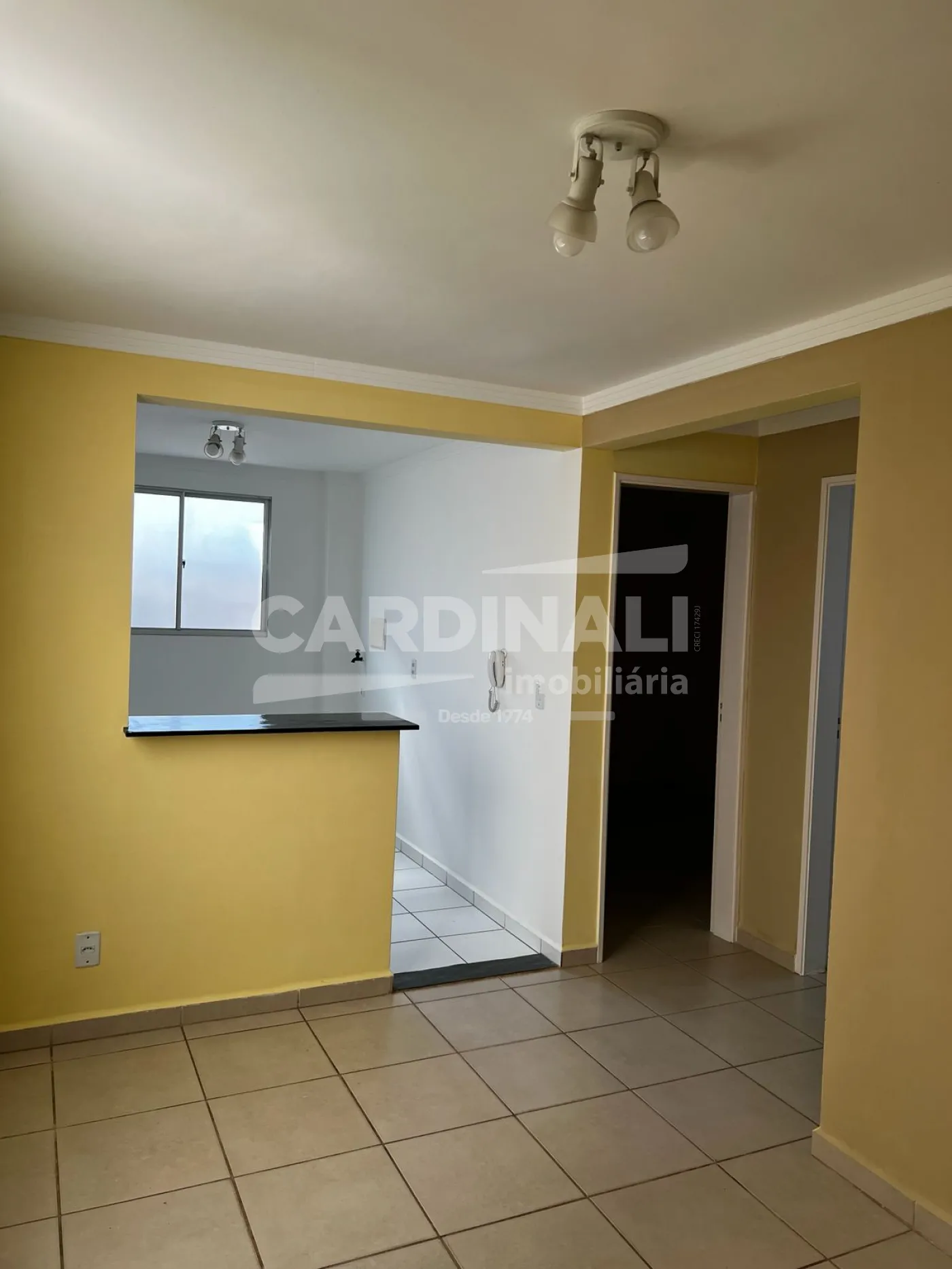Apartamento / Padr&atilde;o em S&atilde;o Carlos Alugar por R$1.112,00