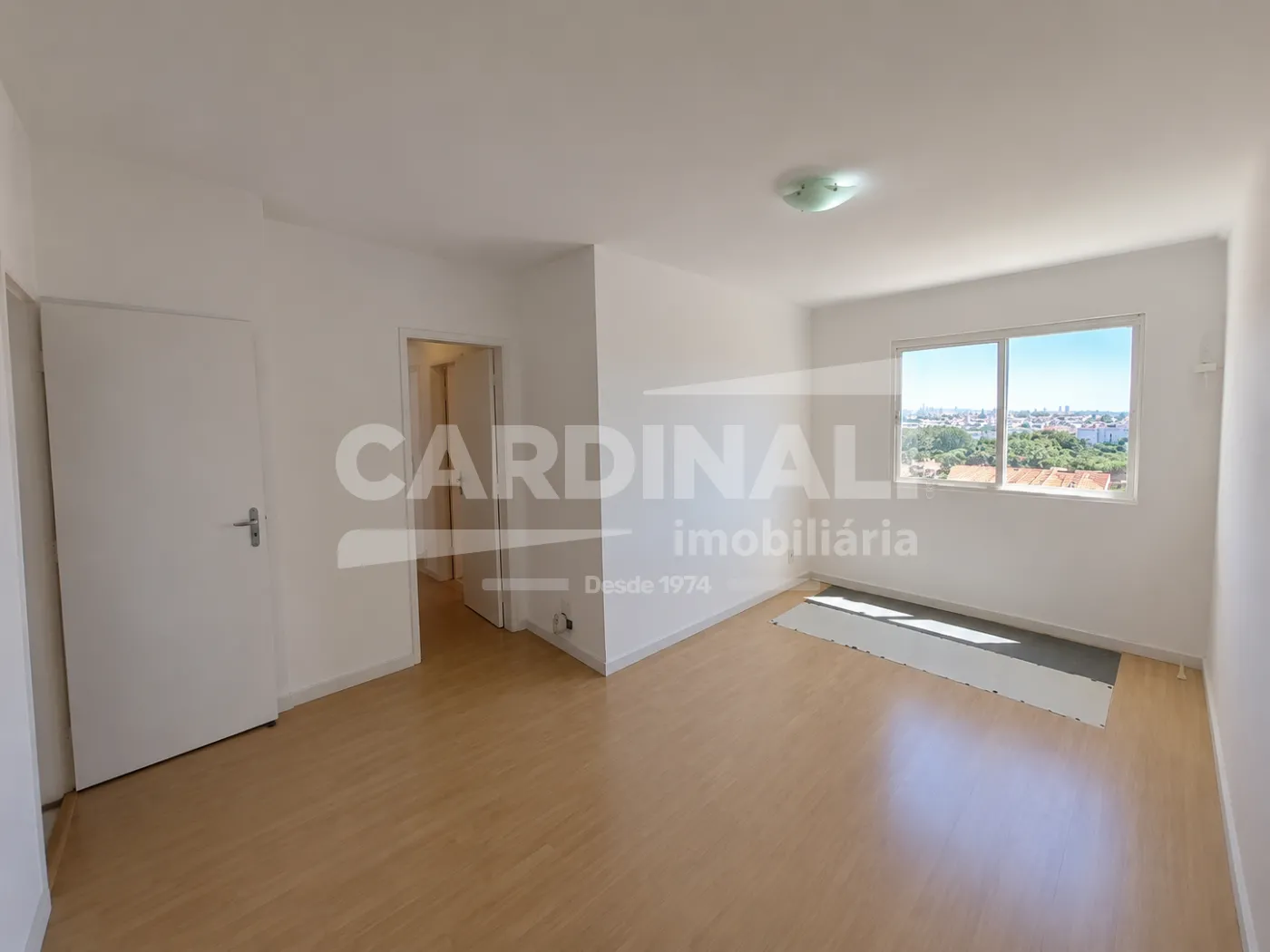 Apartamento / Padr&atilde;o em Campinas Alugar por R$2.300,00