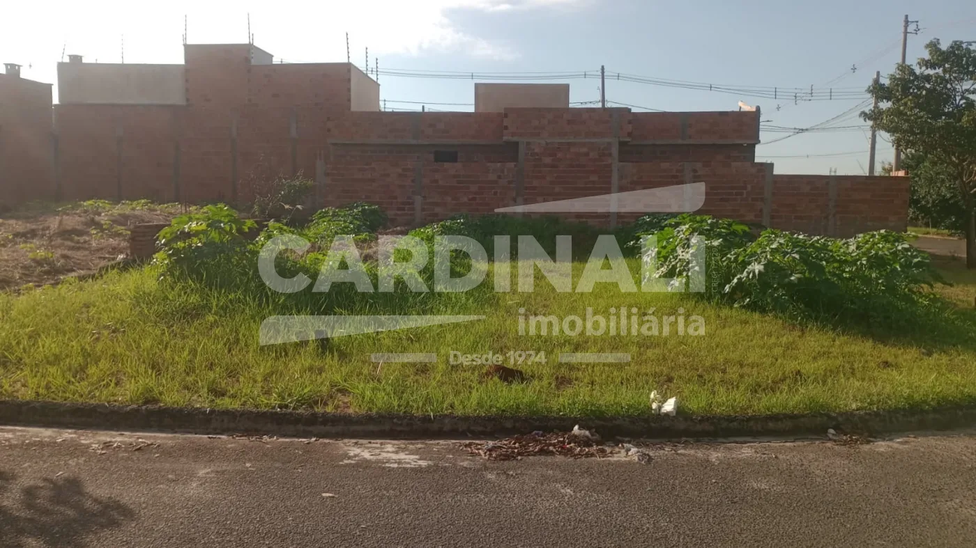 Comprar Terreno / Padr&atilde;o em Araraquara R$ 130.000,00 - Foto 2