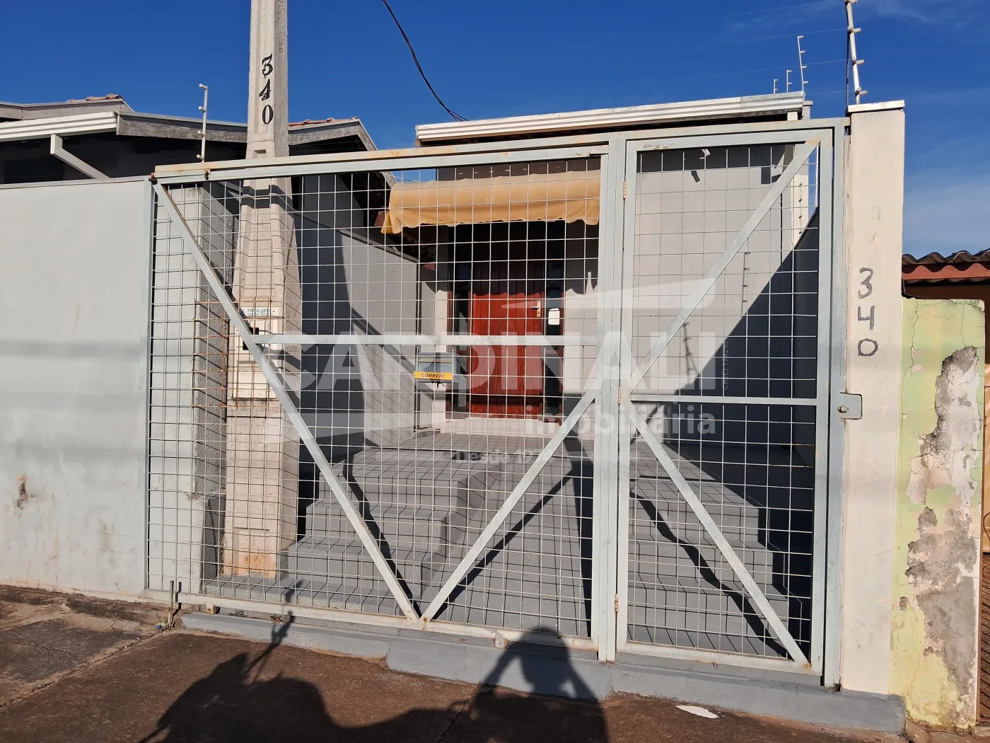 Alugar Comercial / Sal&atilde;o em Araraquara R$ 900,00 - Foto 1