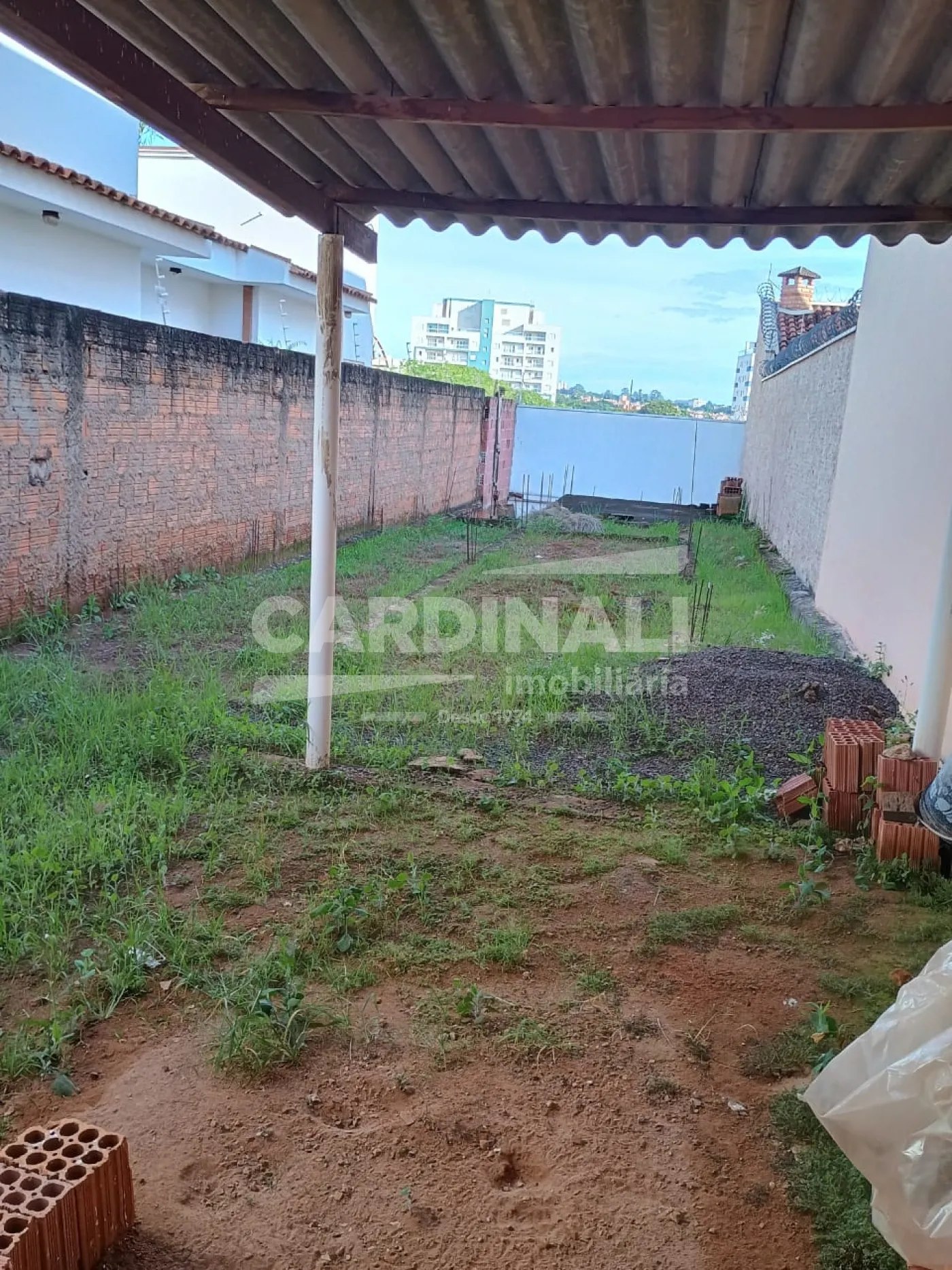 Terreno / Padr&atilde;o em S&atilde;o Carlos 