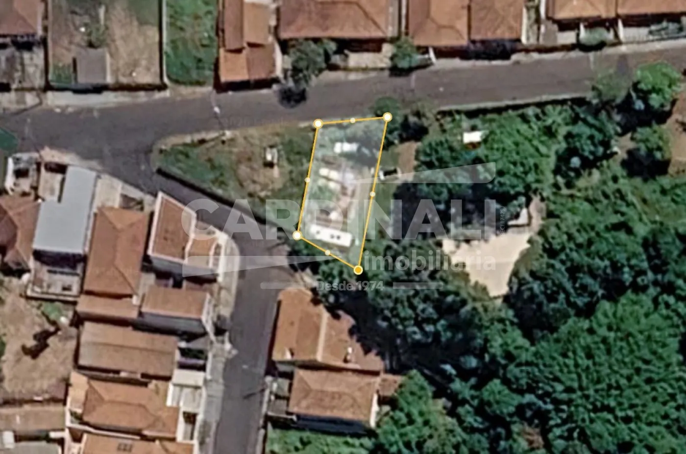 Terreno / Padr&atilde;o em S&atilde;o Carlos , Comprar por R$220.000,00