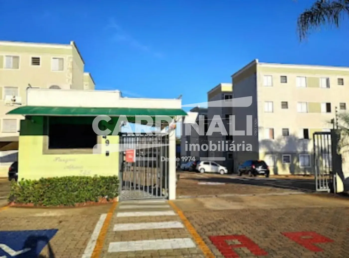 Apartamento / Padr&atilde;o em Araraquara Alugar por R$999,00