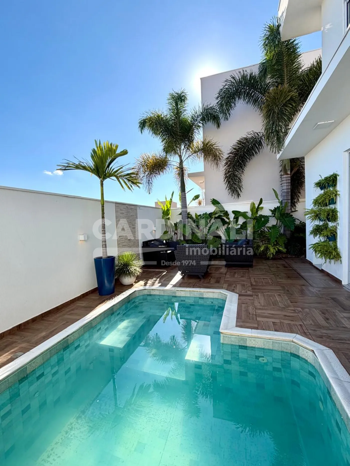 Casa / Condom&iacute;nio em S&atilde;o Carlos 