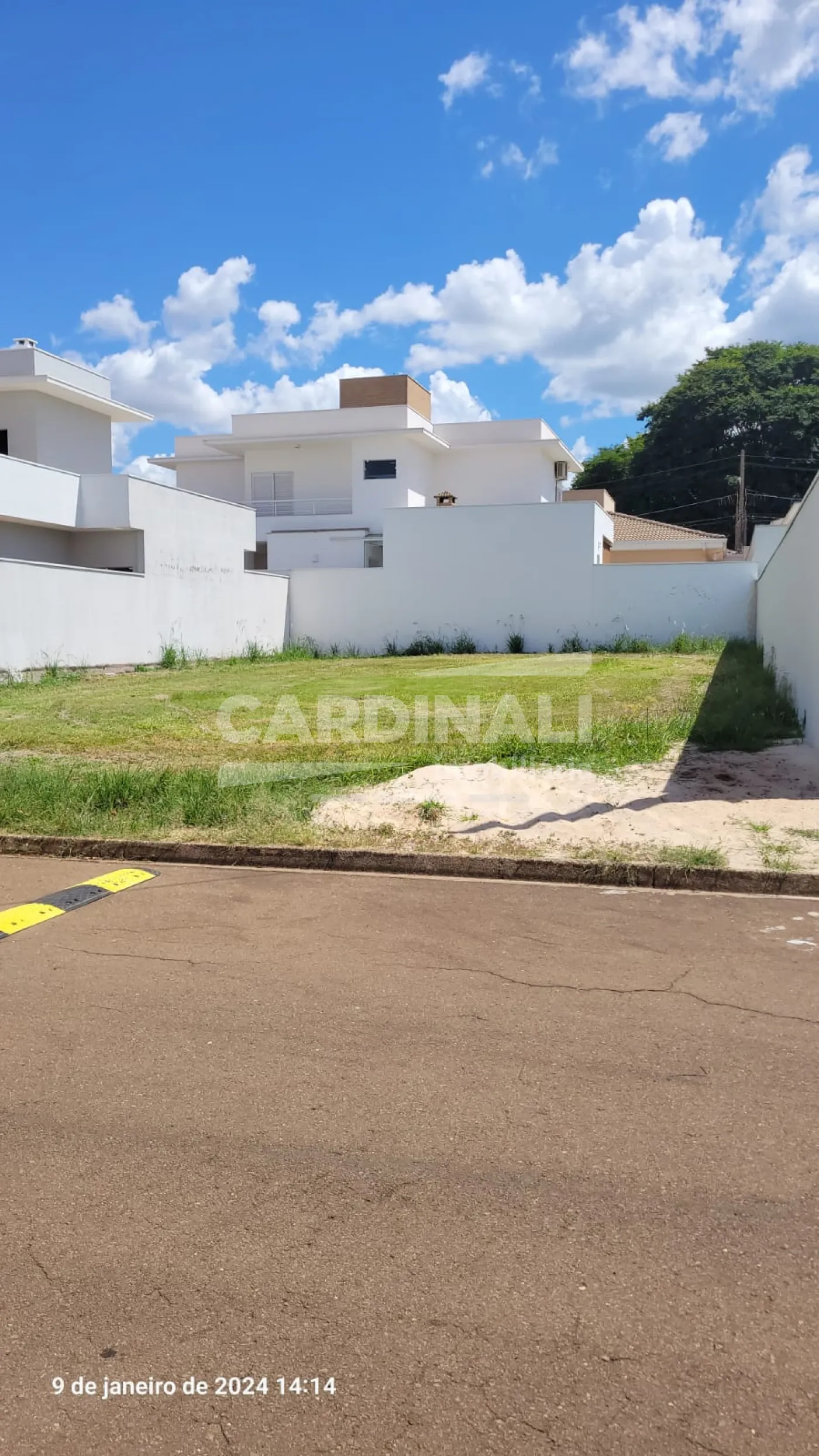 Terreno / Condom&iacute;nio em S&atilde;o Carlos , Comprar por R$370.000,00