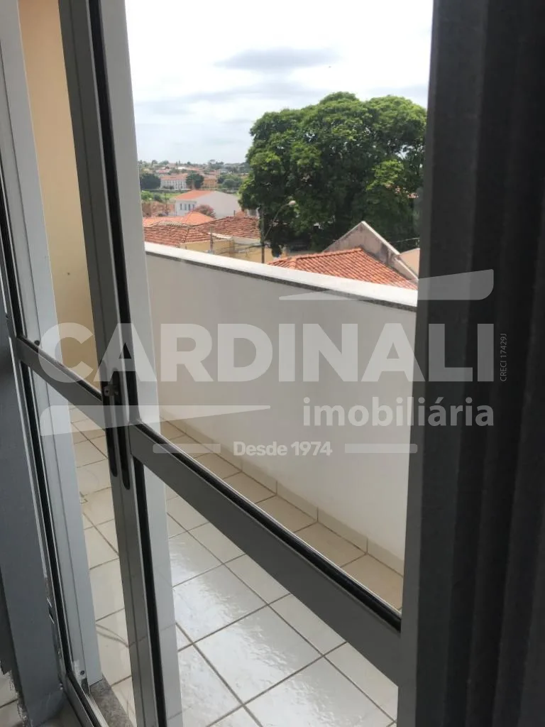 Comprar Apartamento / Padr&atilde;o em Araraquara R$ 240.000,00 - Foto 5