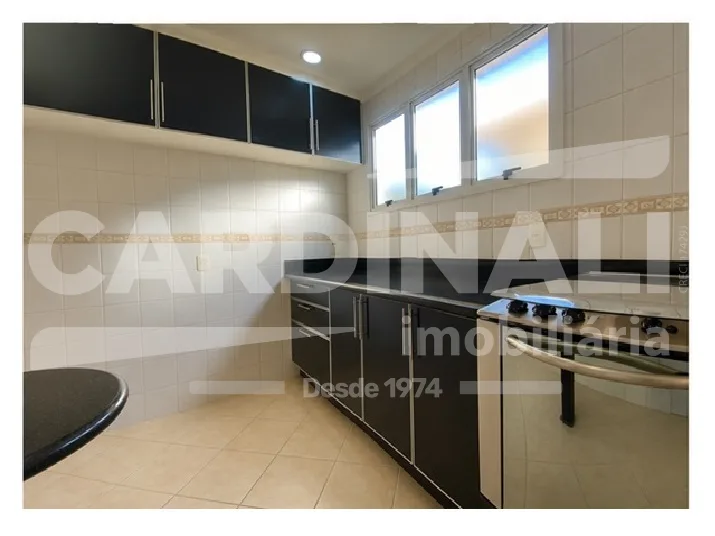 Comprar Casa / Condom&iacute;nio em Araraquara R$ 650.000,00 - Foto 4