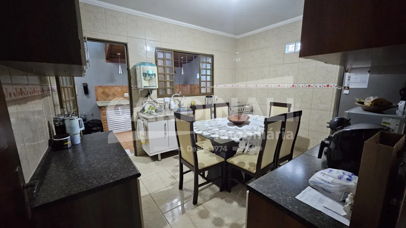Comprar Casa / Padr&atilde;o em S&atilde;o Carlos R$ 430.000,00 - Foto 18