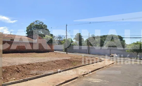 Comprar Terreno / Residencial em Araraquara R$ 130.000,00 - Foto 2