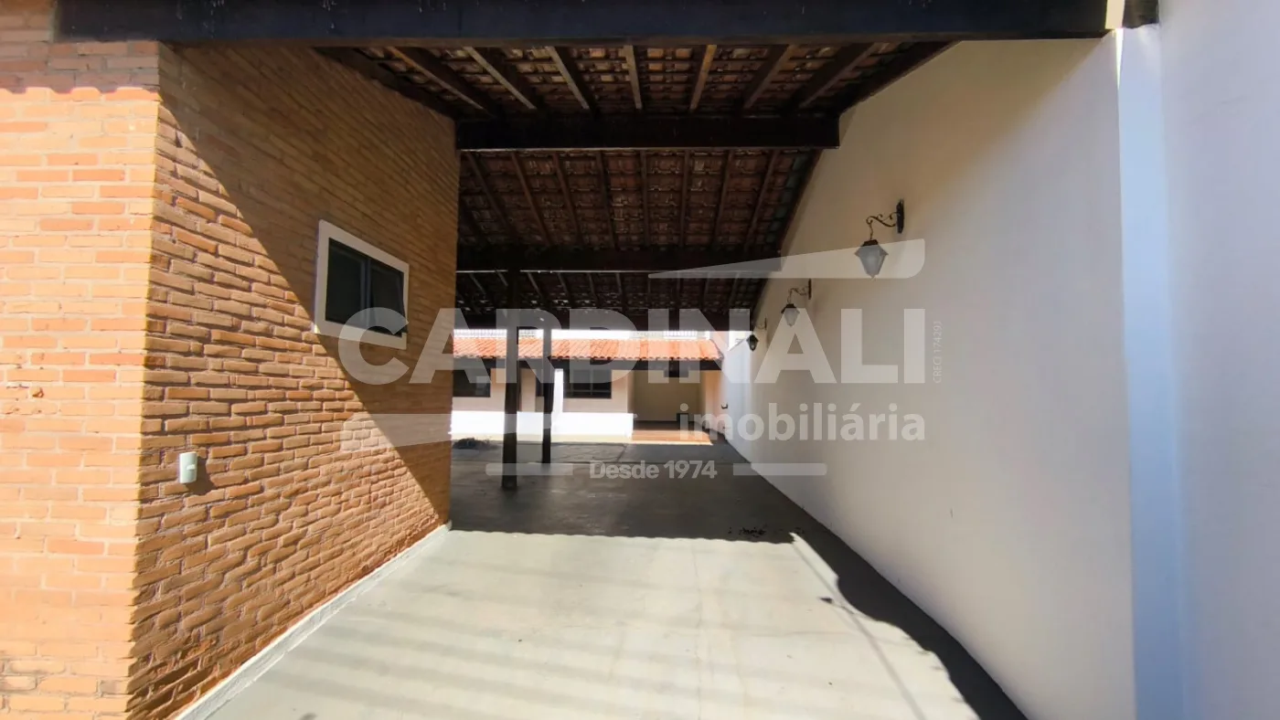 Comprar Casa / Padr&atilde;o em Araraquara R$ 420.000,00 - Foto 2