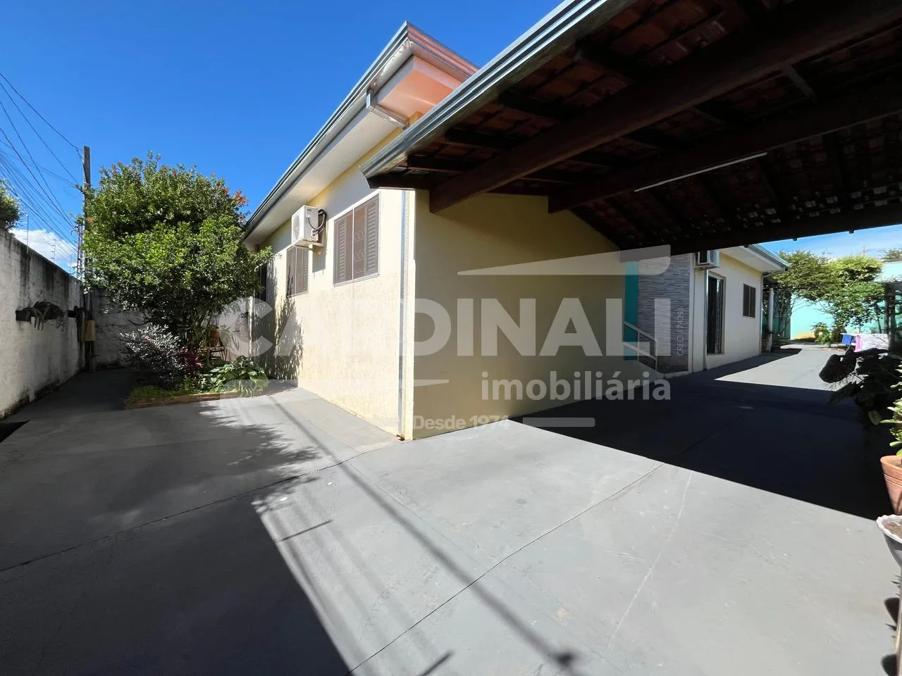 Comprar Casa / Padr&atilde;o em Am&eacute;rico Brasiliense R$ 550.000,00 - Foto 3
