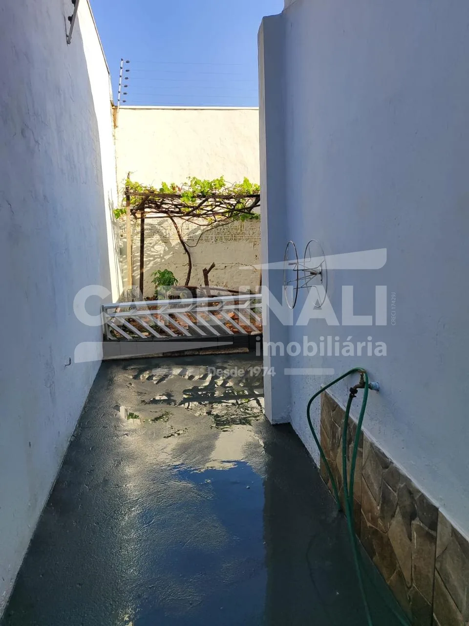 Comprar Casa / Sobrado em Araraquara R$ 450.000,00 - Foto 2