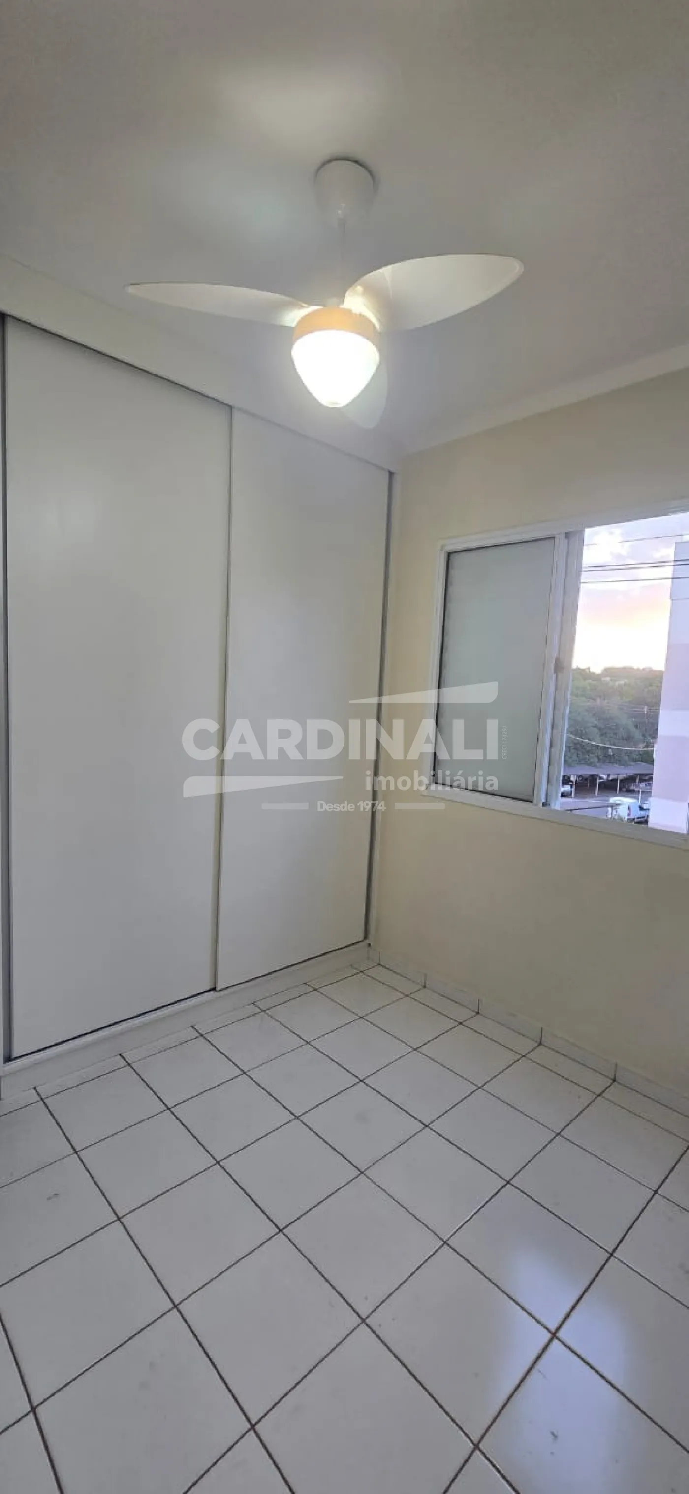 Alugar Apartamento / Padr&atilde;o em Ribeir&atilde;o Preto R$ 1.100,00 - Foto 8