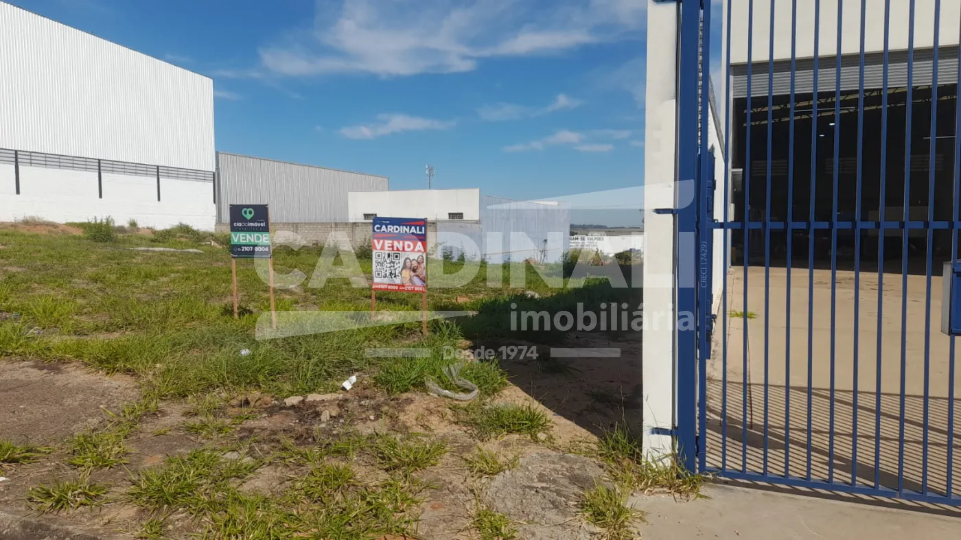 Terreno / Padr&atilde;o em S&atilde;o Carlos , Comprar por R$450.000,00