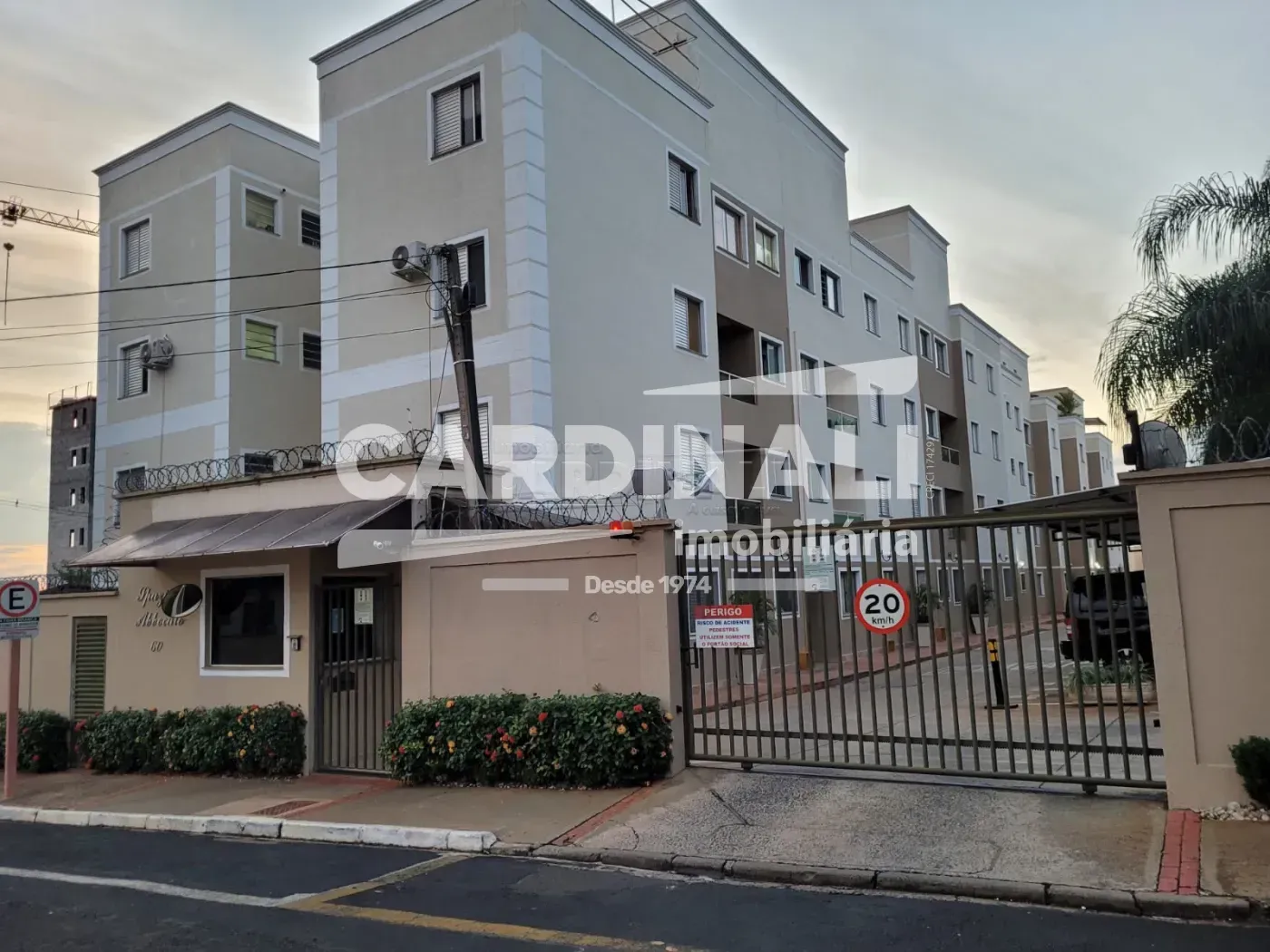 Apartamento / Padr&atilde;o em Araraquara , Comprar por R$255.000,00