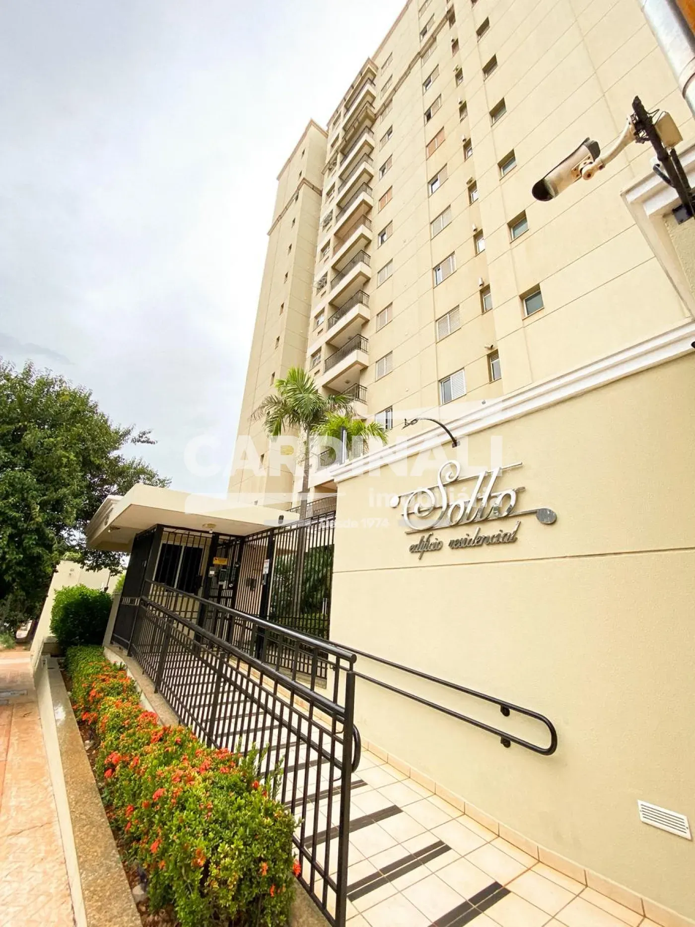 Apartamento / Padr&atilde;o em Araraquara Alugar por R$1.200,00