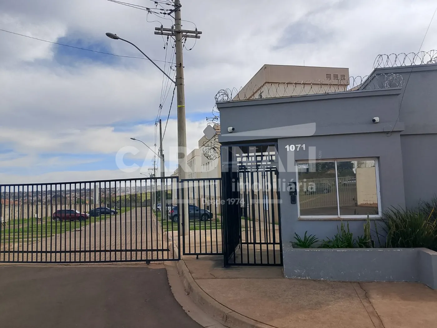 Apartamento / Padr&atilde;o em Araraquara Alugar por R$700,00