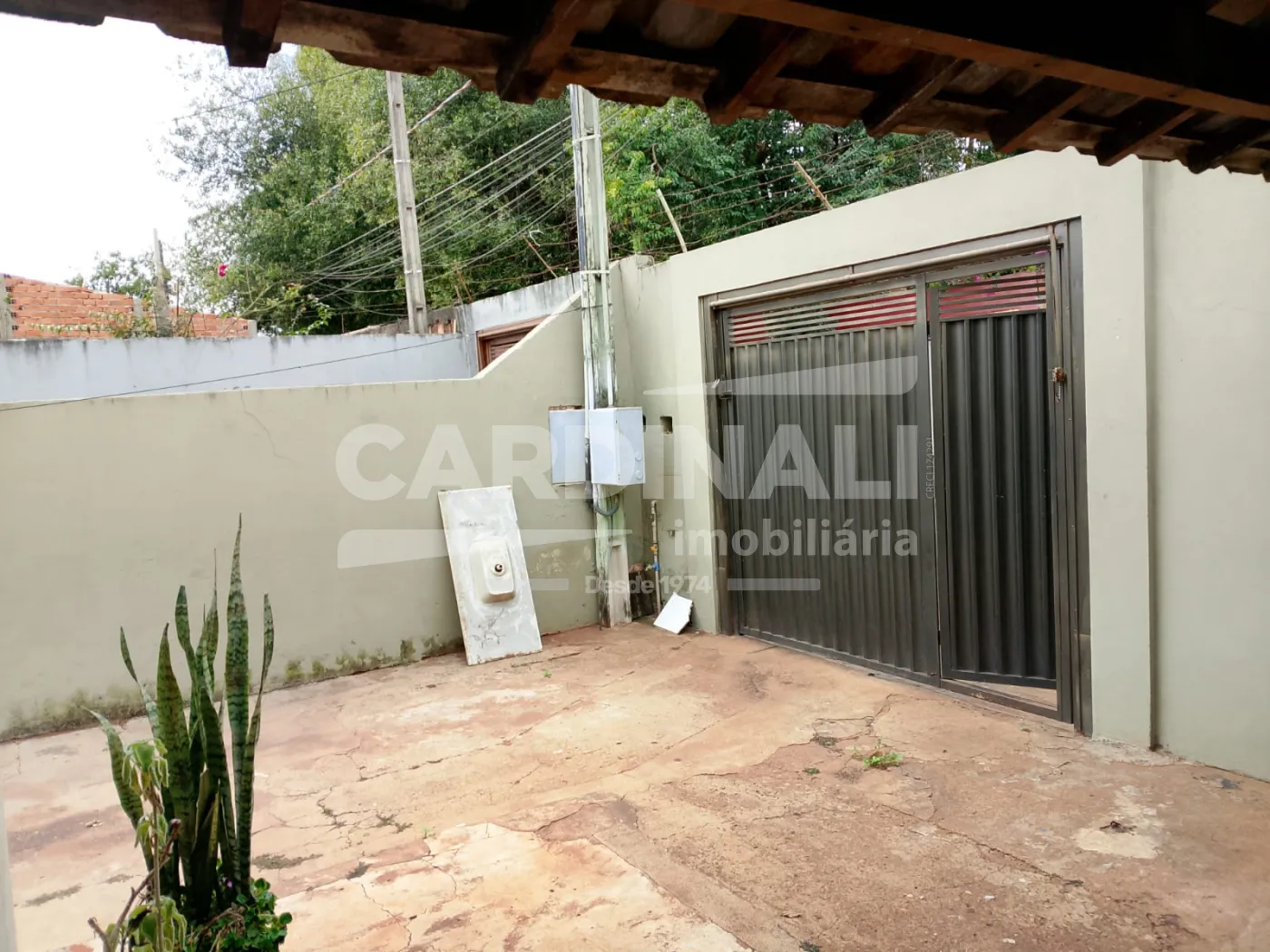 Casa / Padr&atilde;o em Araraquara Alugar por R$800,00