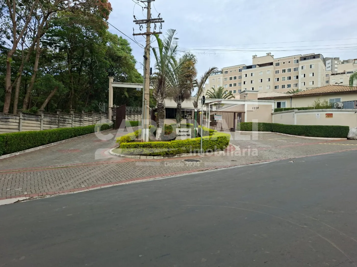 Apartamento / Padr&atilde;o em Campinas Alugar por R$2.200,00