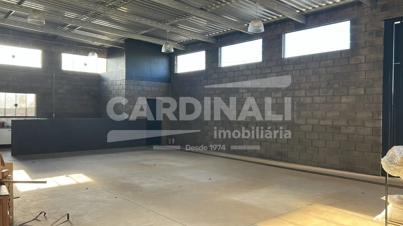 Comercial / Galp&atilde;o em Ibat&eacute; Alugar por R$3.000,00