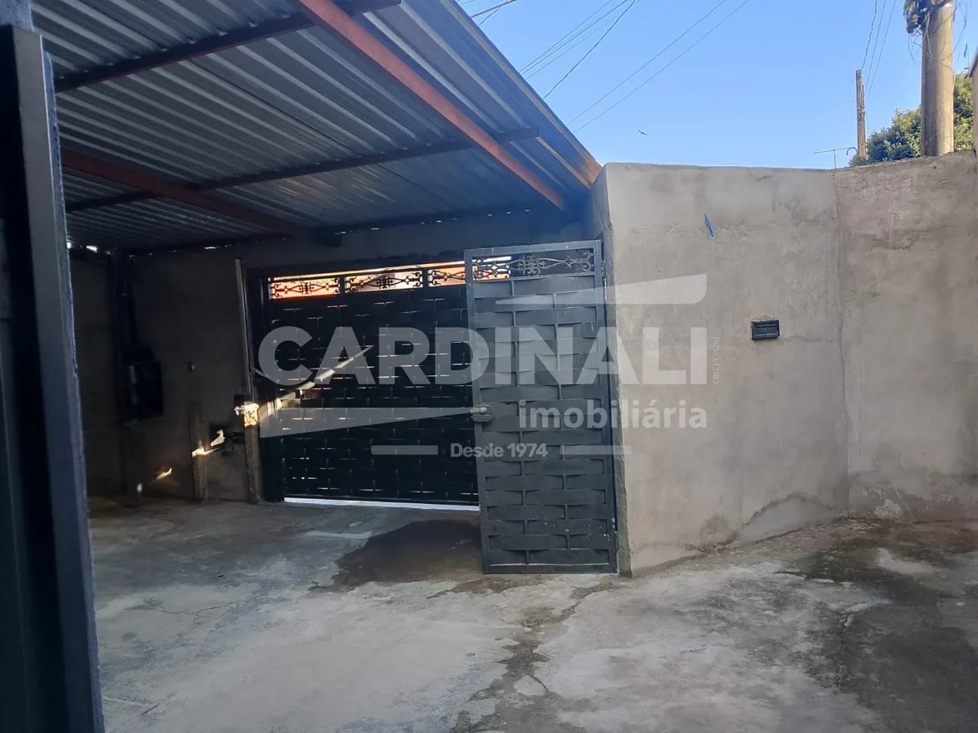 Casa / Padr&atilde;o em Araraquara Alugar por R$1.300,00