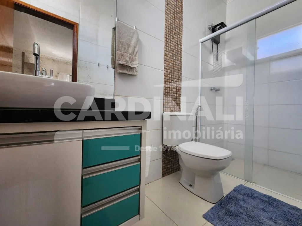 Comprar Casa / Padr&atilde;o em Araraquara R$ 550.000,00 - Foto 16