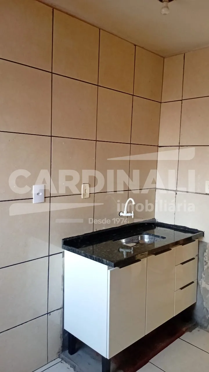 Comprar Apartamento / Padr&atilde;o em Araraquara R$ 80.000,00 - Foto 5