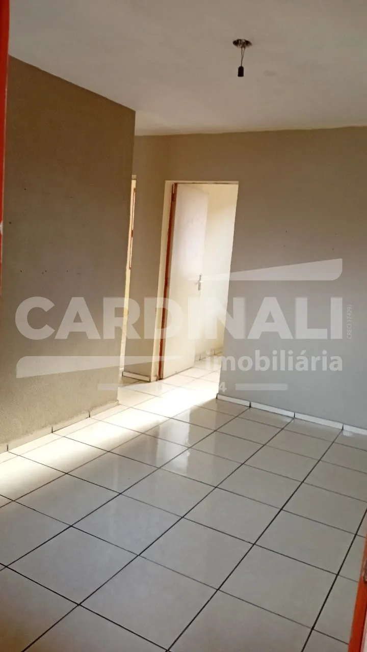 Comprar Apartamento / Padr&atilde;o em Araraquara R$ 80.000,00 - Foto 3