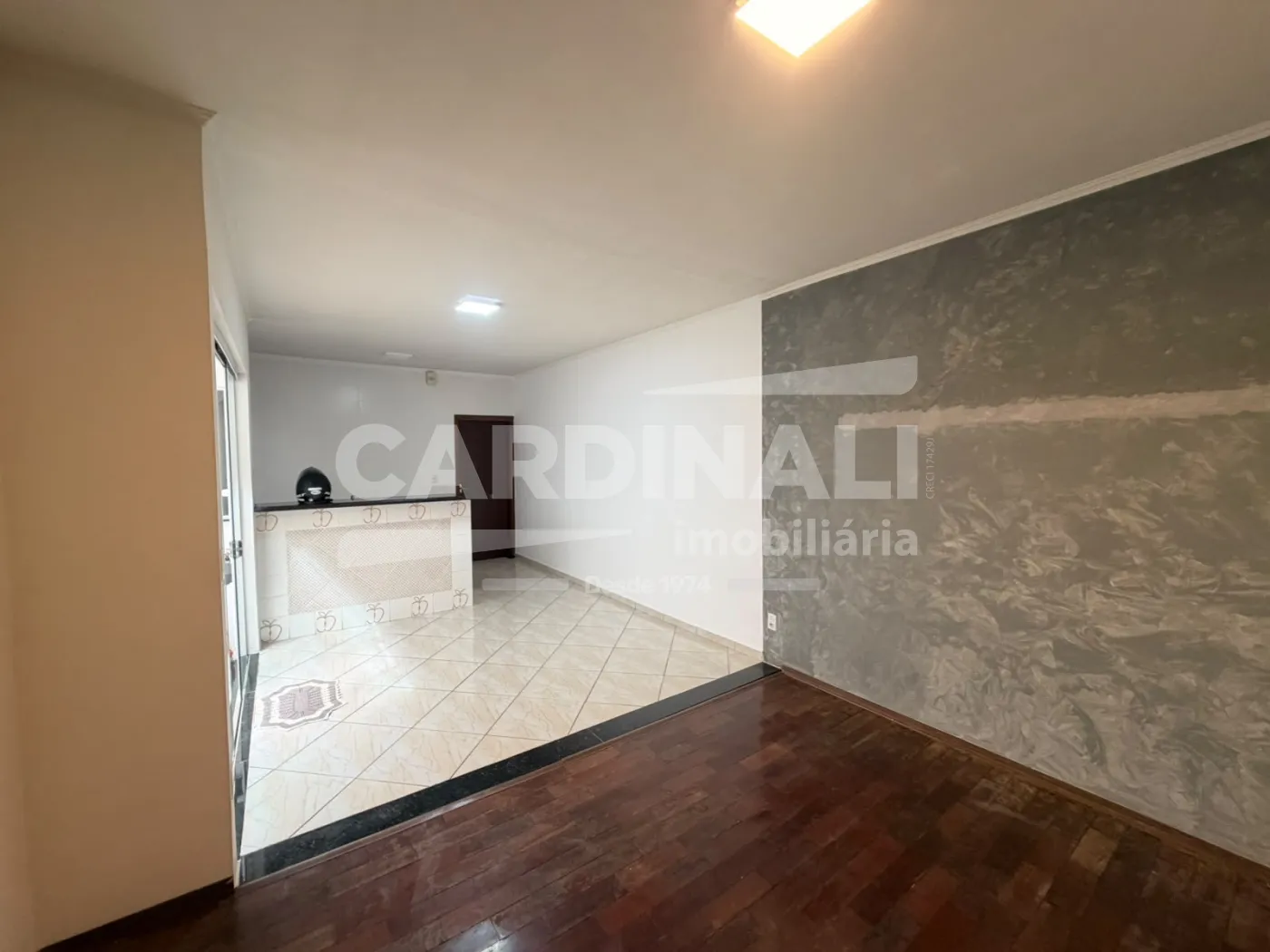 Alugar Casa / Padr&atilde;o em S&atilde;o Carlos R$ 1.667,00 - Foto 4