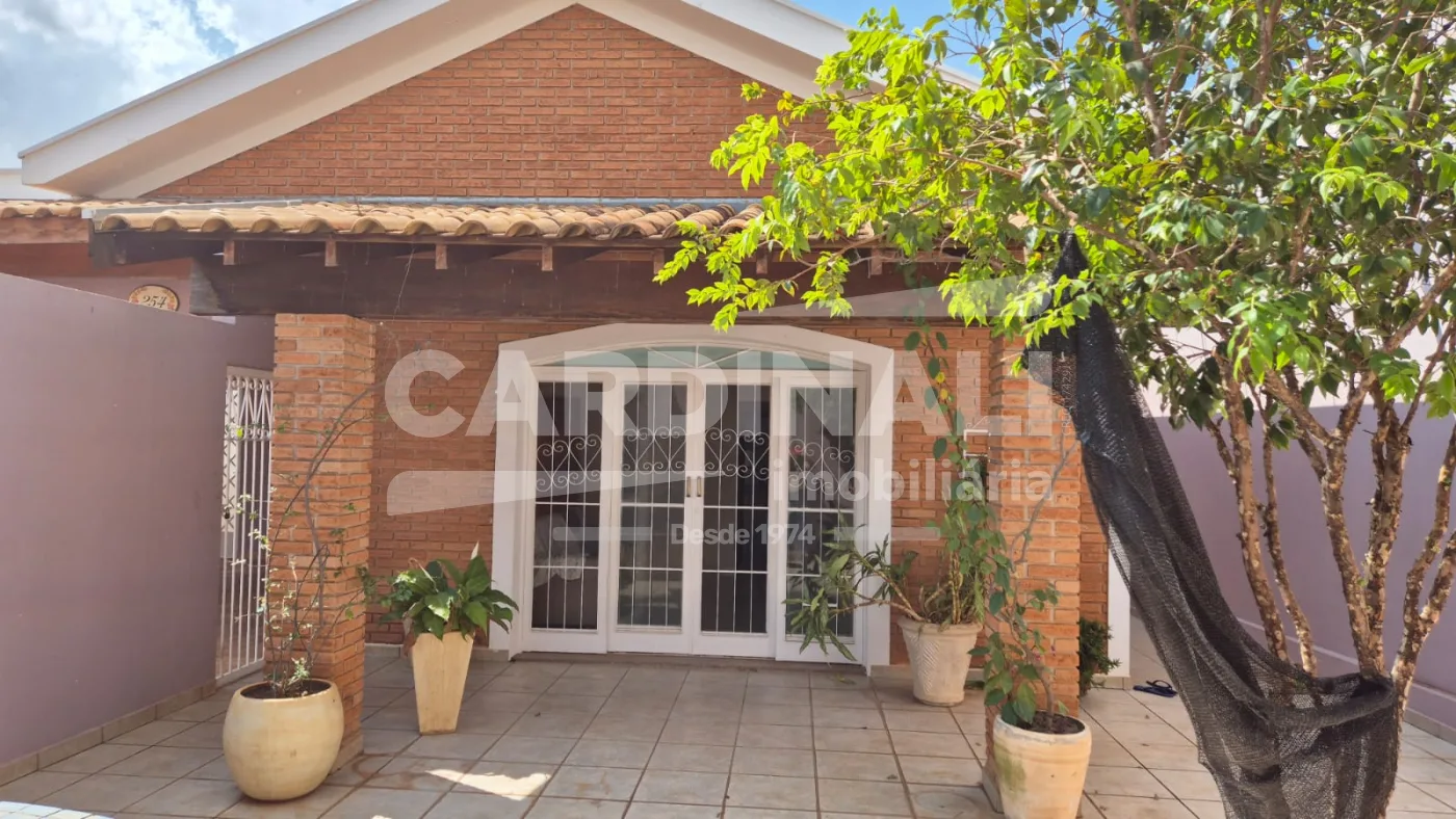 Comprar Casa / Padr&atilde;o em Araraquara R$ 620.000,00 - Foto 1