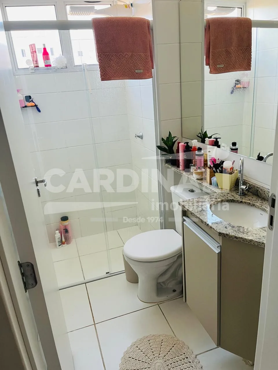 Comprar Apartamento / Padr&atilde;o em Araraquara R$ 300.000,00 - Foto 11