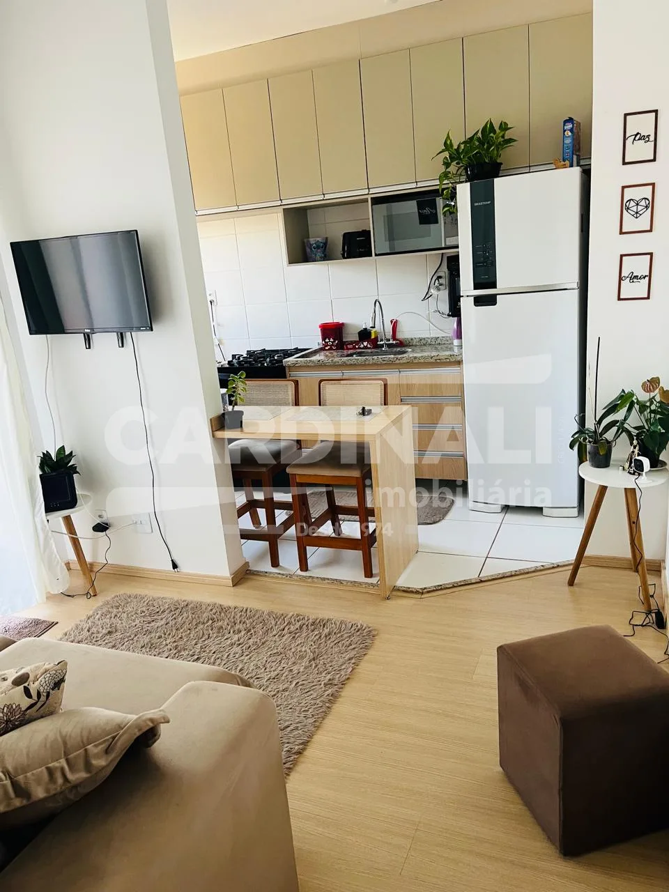 Comprar Apartamento / Padr&atilde;o em Araraquara R$ 300.000,00 - Foto 7