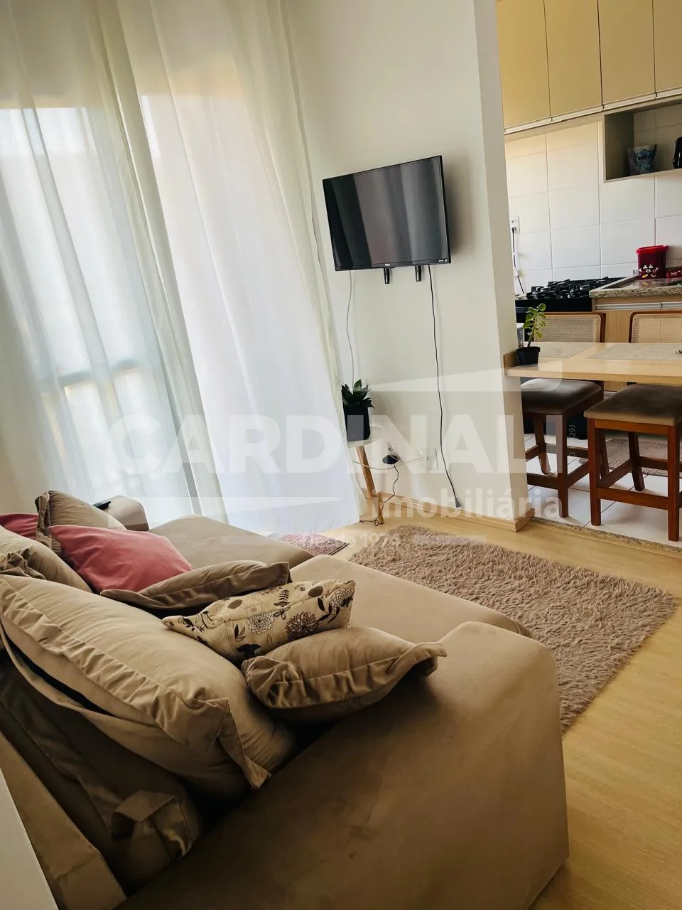 Comprar Apartamento / Padr&atilde;o em Araraquara R$ 300.000,00 - Foto 3