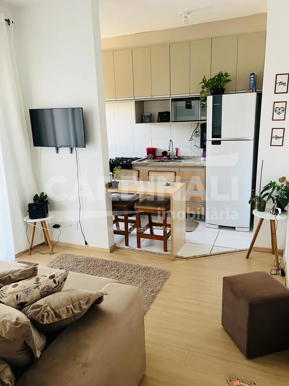 Comprar Apartamento / Padr&atilde;o em Araraquara R$ 300.000,00 - Foto 8