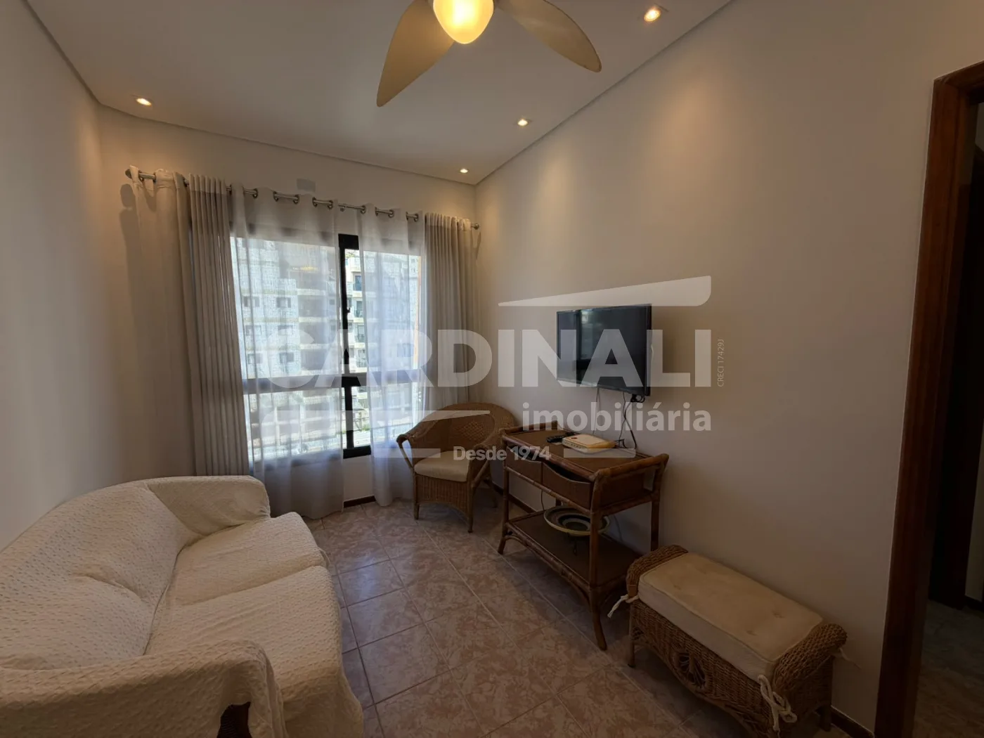 Comprar Apartamento / Padr&atilde;o em Guaruj&aacute; R$ 362.000,00 - Foto 4
