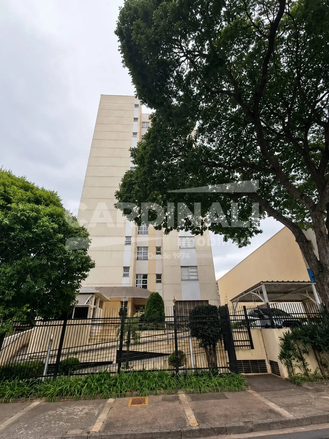Comprar Apartamento / Padr&atilde;o em Araraquara R$ 290.000,00 - Foto 1