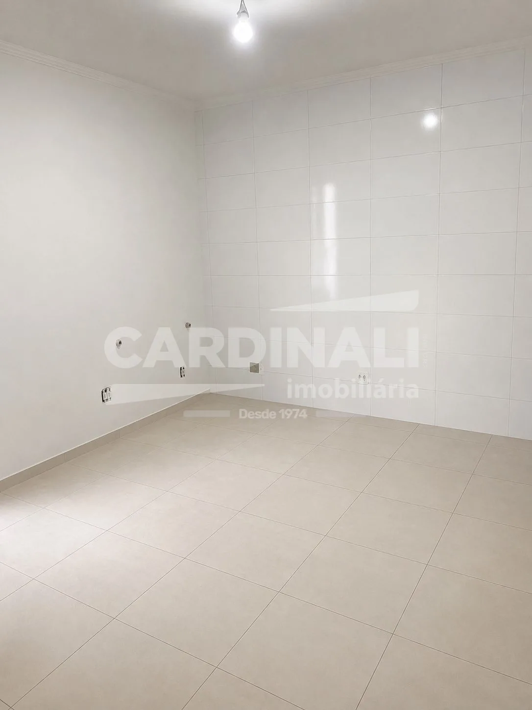 Comprar Casa / Ed&iacute;cula em Araraquara R$ 400.000,00 - Foto 2