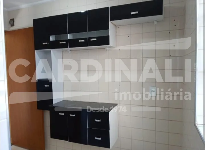 Comprar Apartamento / Padr&atilde;o em Araraquara R$ 200.000,00 - Foto 7