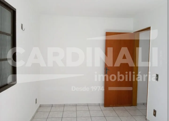 Comprar Apartamento / Padr&atilde;o em Araraquara R$ 200.000,00 - Foto 16