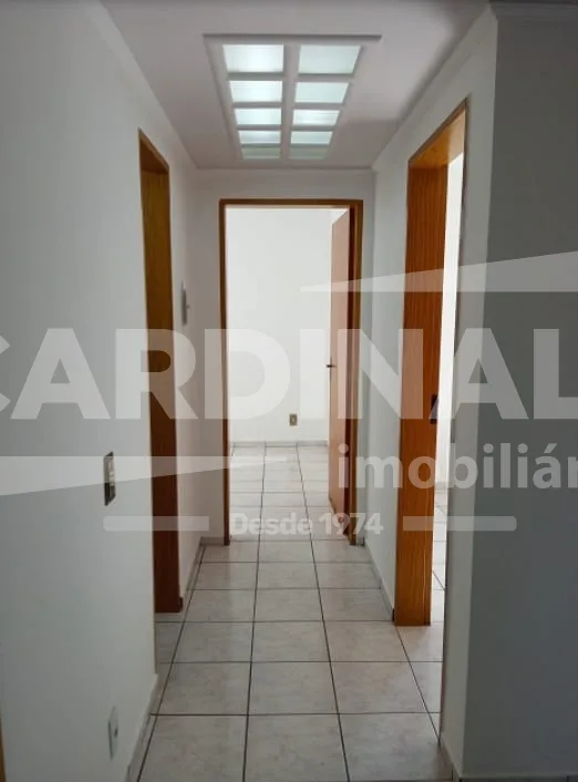 Comprar Apartamento / Padr&atilde;o em Araraquara R$ 200.000,00 - Foto 11