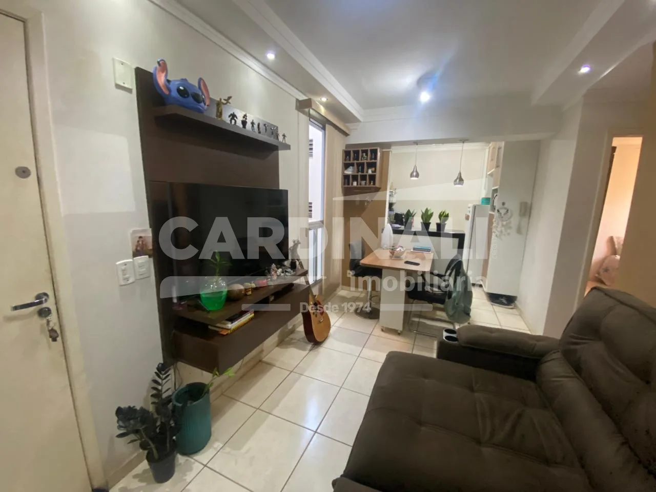 Comprar Apartamento / Padr&atilde;o em Araraquara R$ 160.000,00 - Foto 4
