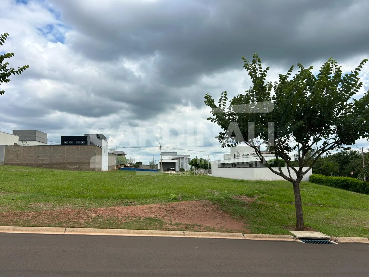 Comprar Terreno / Condom&iacute;nio em Araraquara R$ 245.000,00 - Foto 2