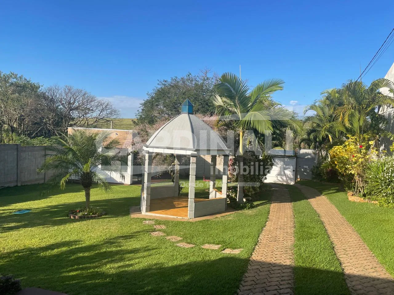 Comprar Casa / Padr&atilde;o em Am&eacute;rico Brasiliense R$ 860.000,00 - Foto 11