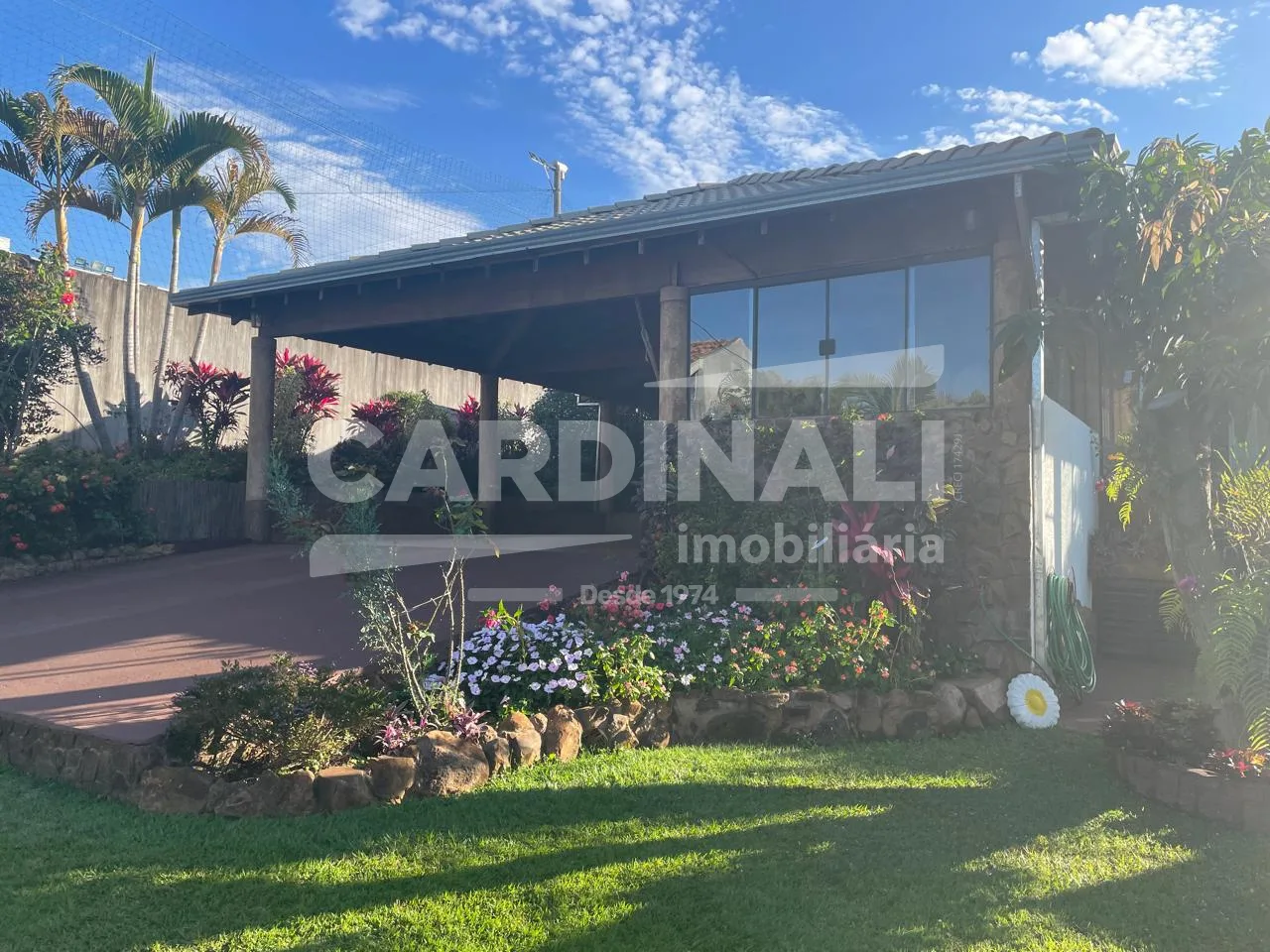 Comprar Casa / Padr&atilde;o em Am&eacute;rico Brasiliense R$ 860.000,00 - Foto 1
