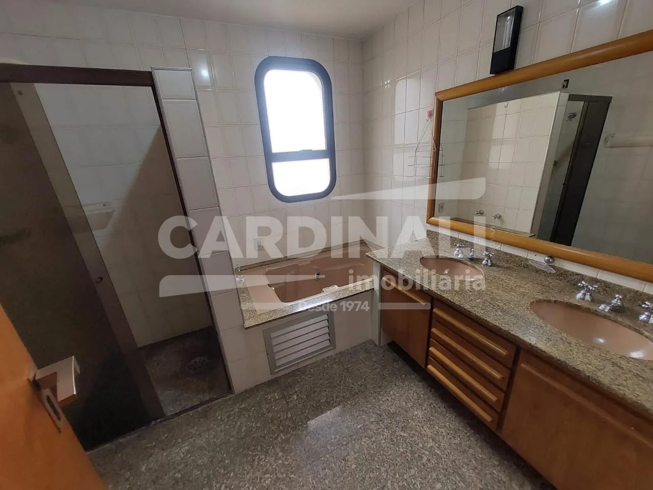Comprar Apartamento / Padr&atilde;o em Araraquara R$ 750.000,00 - Foto 17