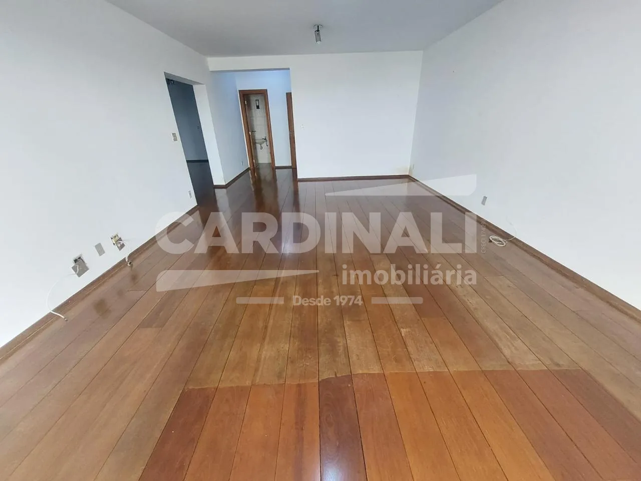 Comprar Apartamento / Padr&atilde;o em Araraquara R$ 750.000,00 - Foto 2