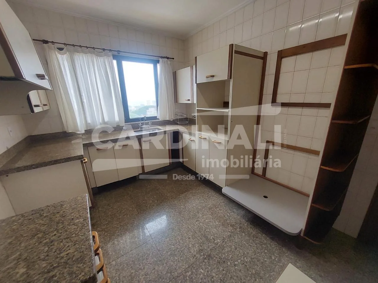 Comprar Apartamento / Padr&atilde;o em Araraquara R$ 750.000,00 - Foto 4