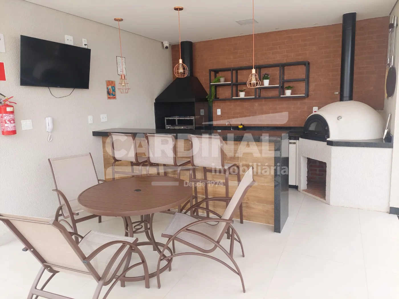 Comprar Apartamento / Padr&atilde;o em Araraquara R$ 350.000,00 - Foto 10