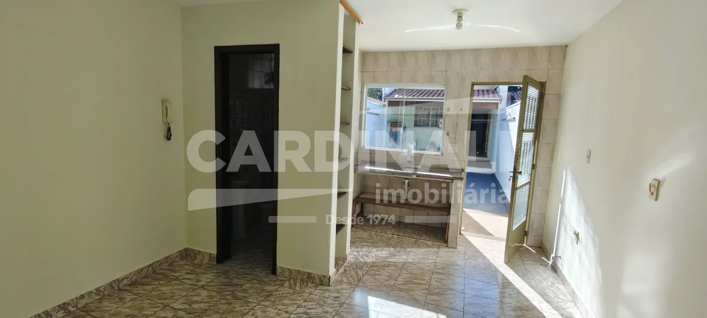 Comprar Casa / Padr&atilde;o em S&atilde;o Carlos R$ 360.000,00 - Foto 13
