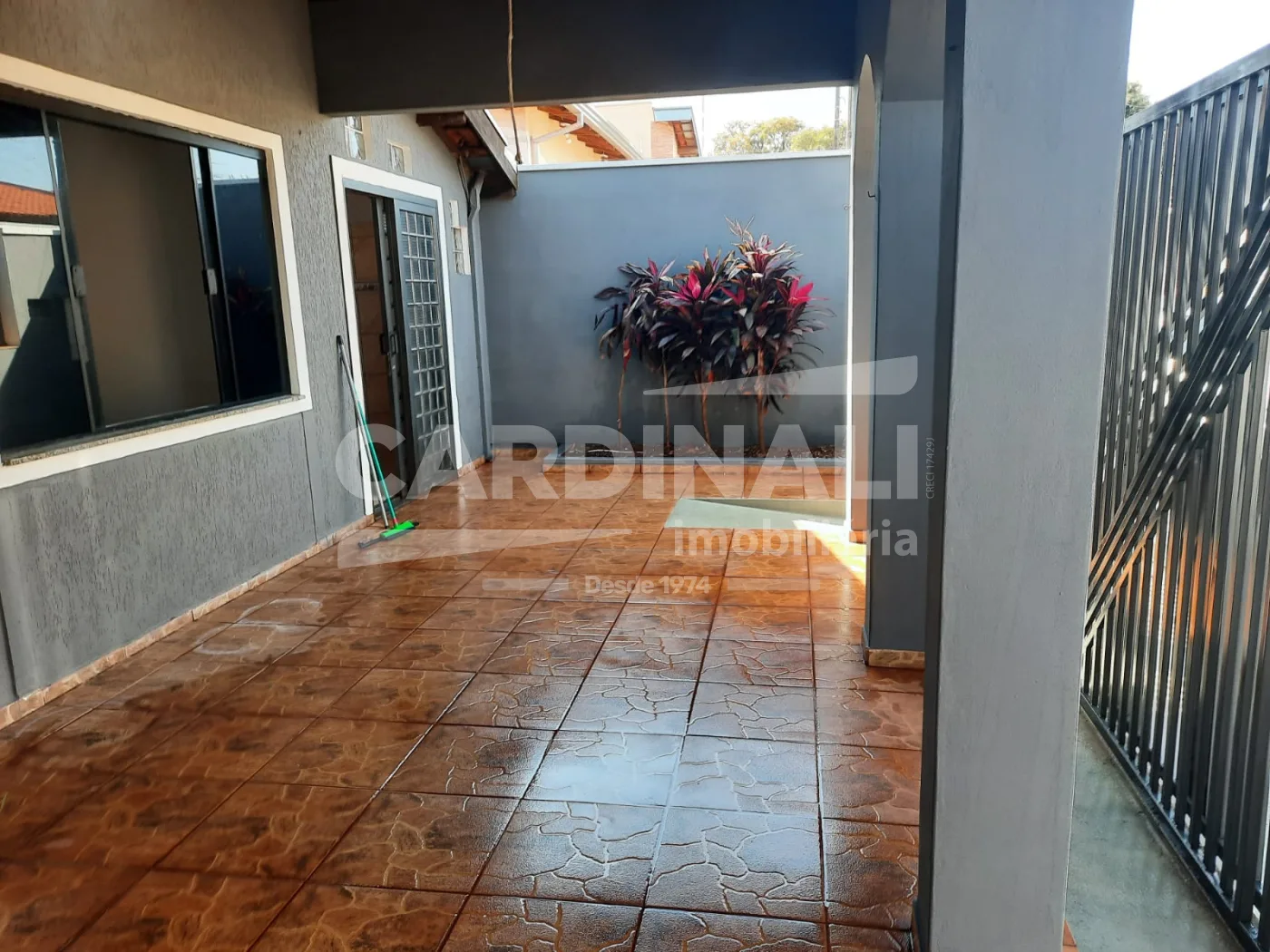 Comprar Casa / Padr&atilde;o em Araraquara R$ 250.000,00 - Foto 1